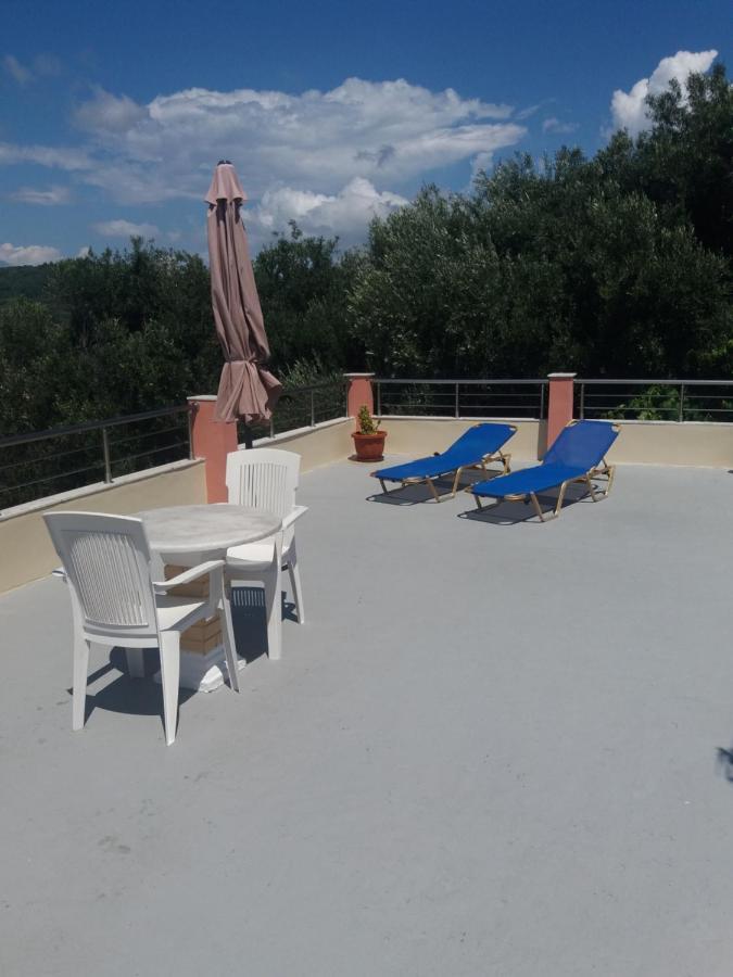 Theos Ferienhaus Agios Stefanos Avliotes (Corfu)
